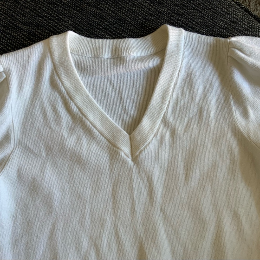 White Ribbed Knit Sweater - Picture 2 of 4
